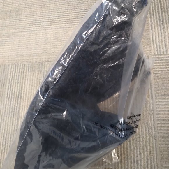 Roverlund Out of Office Food/Kibble Storage Bag - Picture 2 of 8